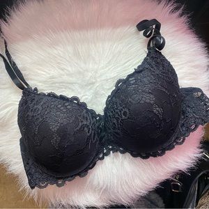 34b Xoxo Bra Worn Only A few times Great Condition